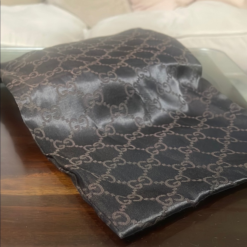 Gucci Black and Brown Silk drawstring shoe bag